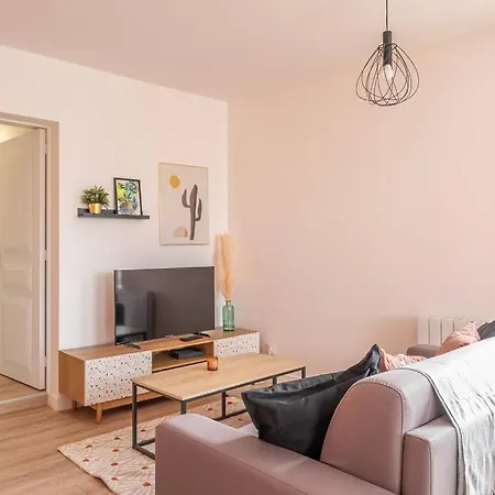 Station Street Art 2-4 Pers Wifi